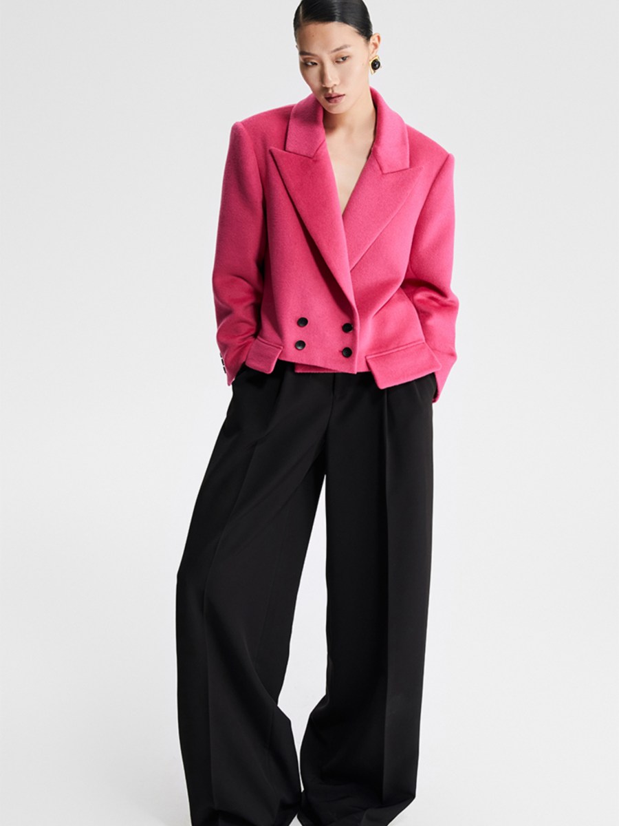 Falling for Rich Tones: The Ultimate Autumn&nbsp;Wardrobe